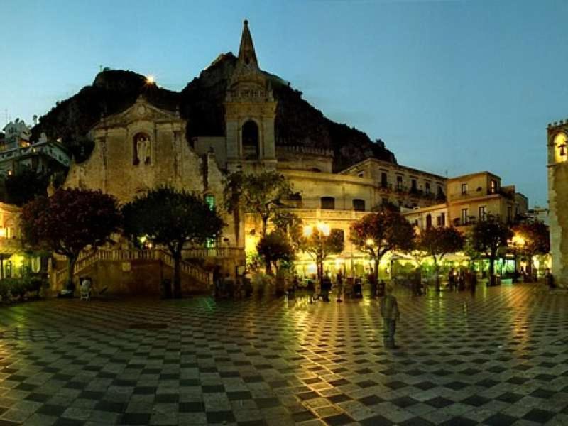 Rosa Thea Suite Taormina Exterior foto